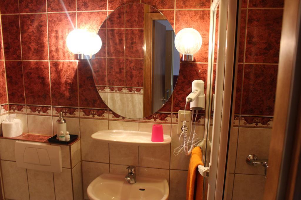 Gasthof Zur Post Zwiefalten Kültér fotó